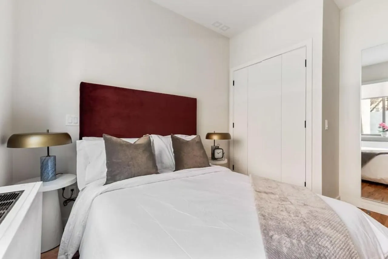 Luxury 3Br Duplex W Private Patio In Upper East Lägenhet New York