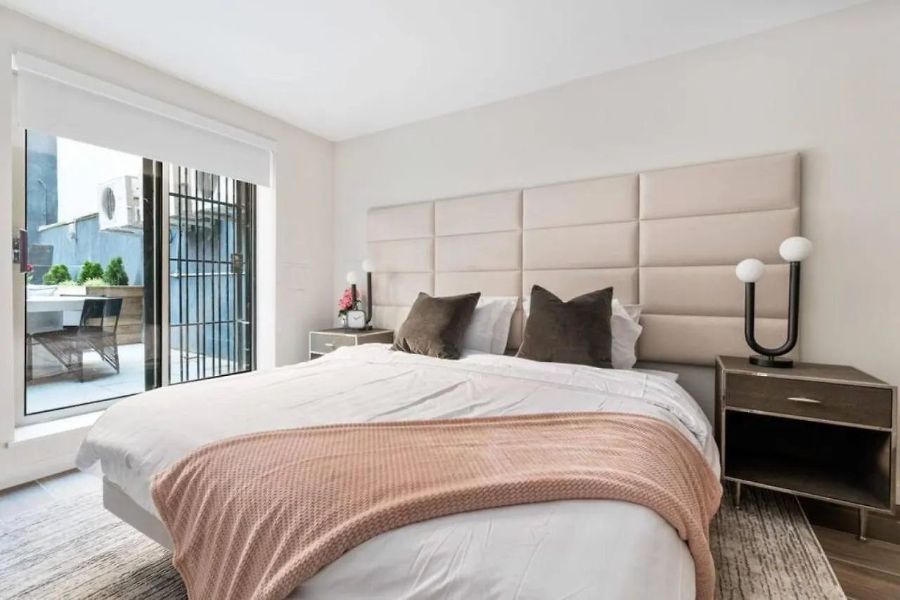 Luxury 3Br Duplex W Private Patio In Upper East Lägenhet New York USA